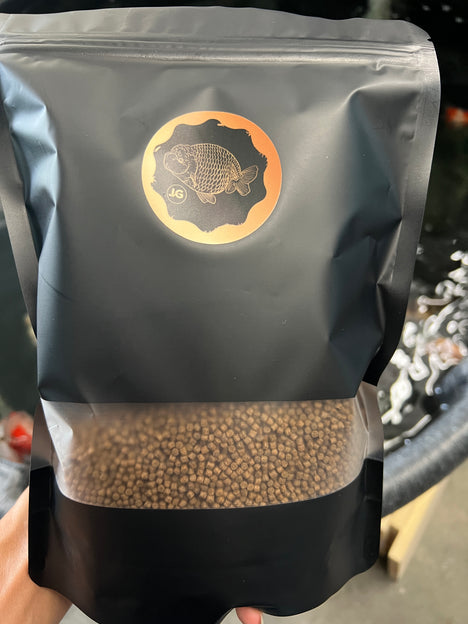 Dieta de crecimiento Saki Hikari de 1,7 a 2 mm (pellet que se hunde) 1 libra